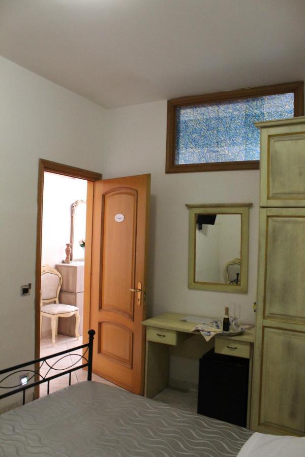 La Vela Bed & Breakfast Фуроре Екстериор снимка