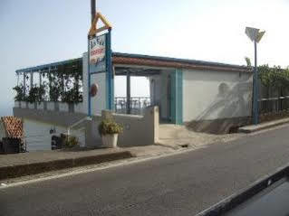La Vela Bed & Breakfast Фуроре Екстериор снимка